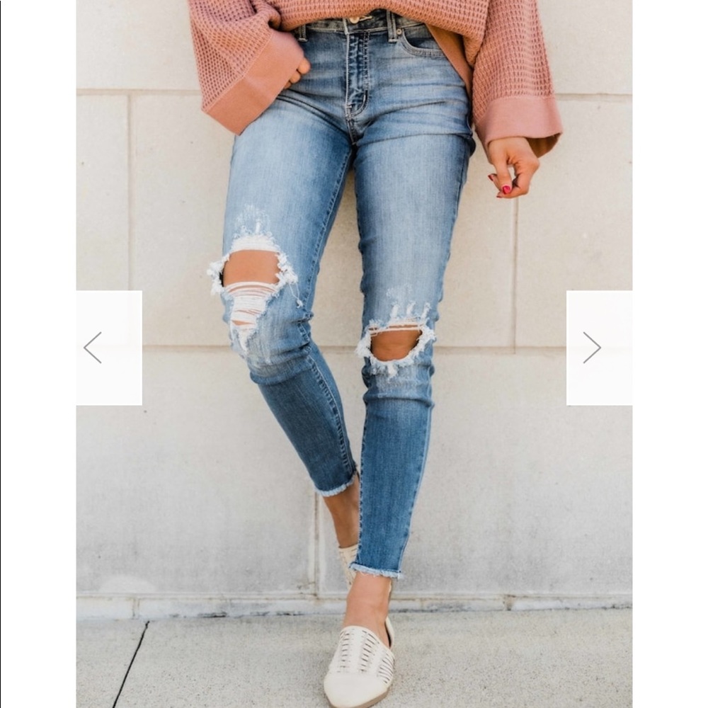 NWT KanCan Midrise Ankle Skinny Jean